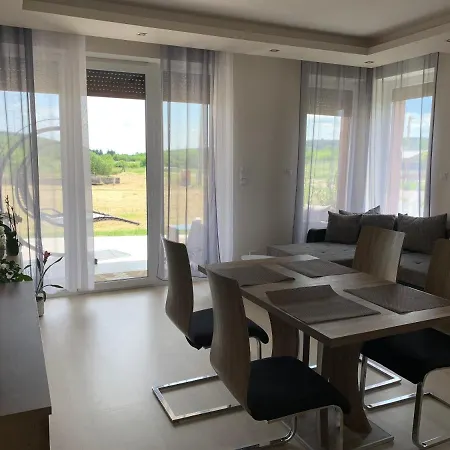 Orchidea Apartmanhaz Lägenhet Egerszalók