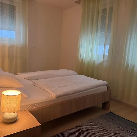 Orchidea Apartmanhaz Lejlighed Egerszalók