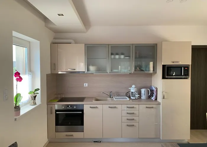 Apartament Orchidea Apartmanhaz *