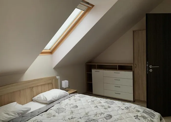 Orchidea Apartmanhaz *